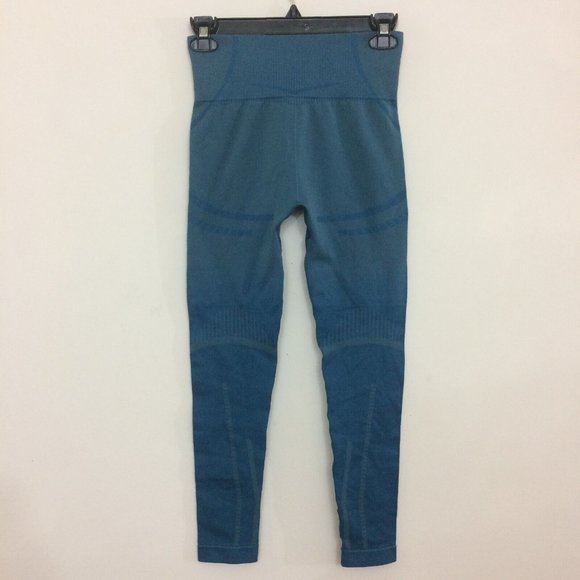 Gymshark Women's Geo Seamless Cropped Athletic Leggings Blue Green Tones Small - Picture 8 of 9